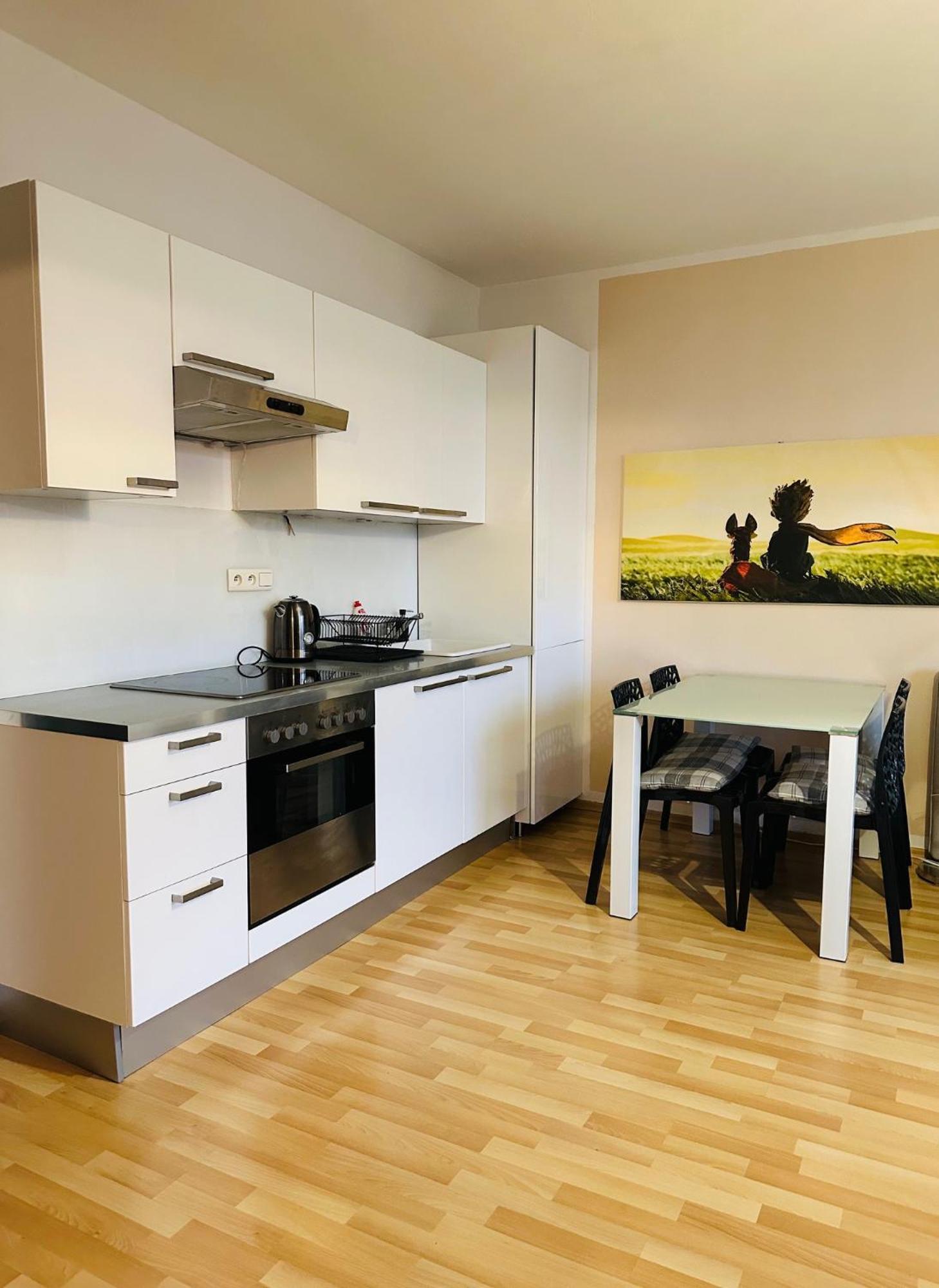 After Six Apartment Bratislava Exterior foto